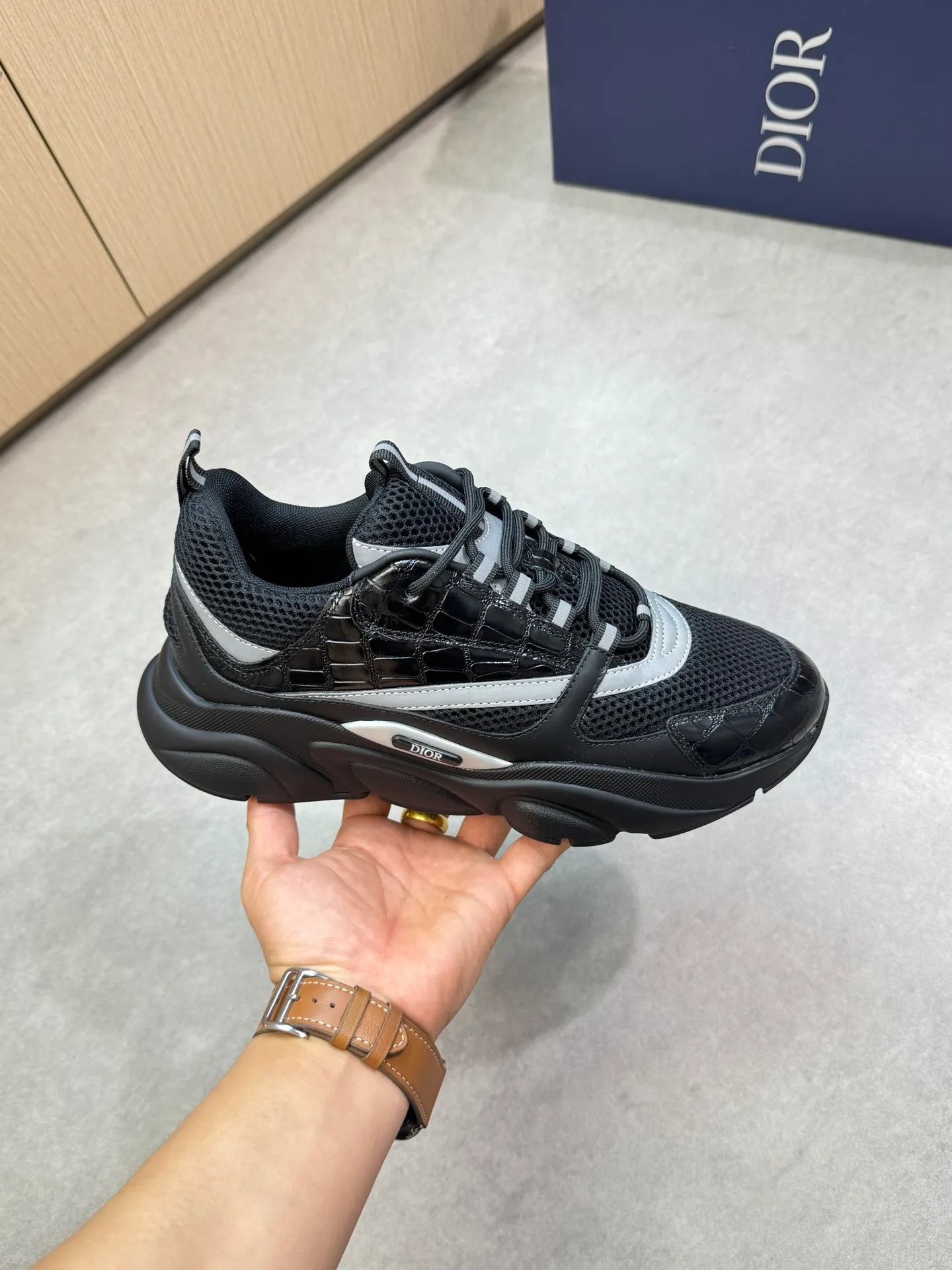 Factory price: 460💰[Dior] Dior - high-end quality original order 🔍🔍🔍 casual sports shoes - upper: 🔝 stone pattern calfskin, high silk mesh canvas, brand totem cloth, tongue and heel; reflective brand webbing - lining: brand canvas - original: ultra-light T men's shoes 💰U foam rubber; two-color molded outsole -Ultra-high quality control·Fine workmanship: highlighted (high-end·nobility·grade) -Size: 39-44 (38, 45, 46, 47, can be customized)·D9285